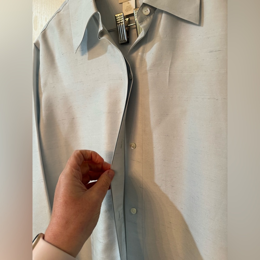 Neiman Marcus Womens Long Sleeve Modest Silk Button Down Shirt - Picture 2 of 8